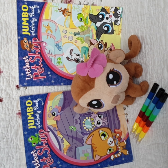 Littlest Pet Shop Coloring Books with LPS Plush - Picture 2 of 11